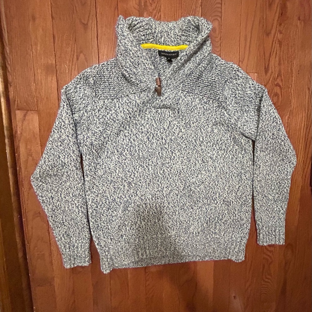 Banana Republic Navy and White Knit Pullover
